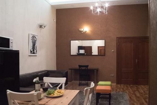 Apartamento Inviting Flat In The Heart Of Town