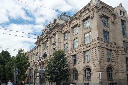 Apartamento Inviting Flat In The Heart Of Town