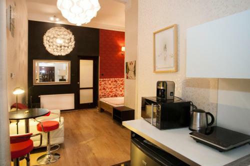 Apartamento Inviting Flat In The Heart Of Town