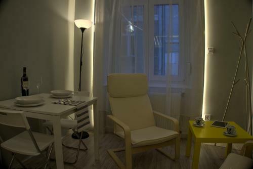 Hild-1 Apartments