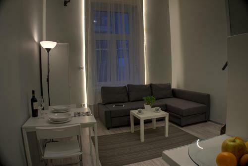 Hild-1 Apartments