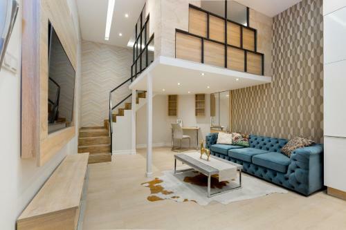 Bpm-squares And Dots Apartment