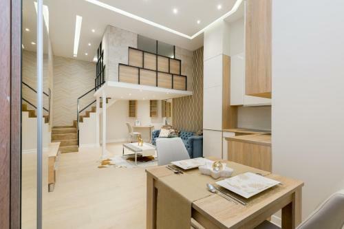 Bpm-squares And Dots Apartment
