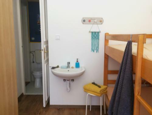 Central Market Hall Zen Hostel