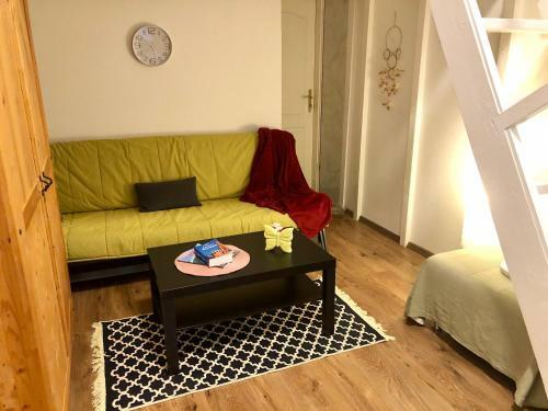 Central Market Hall Zen Hostel