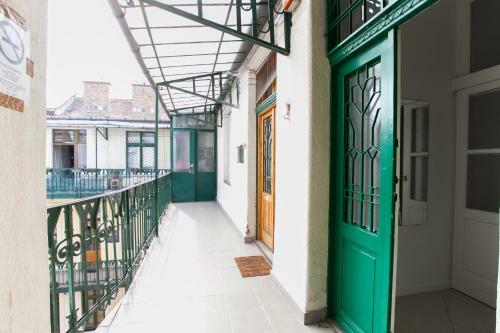 Chic & Charm Apartment