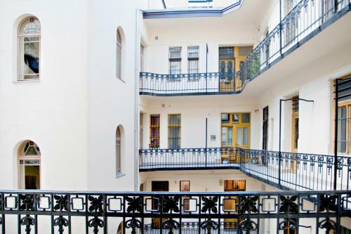 Apartamento Riverside Flat With King Castle View