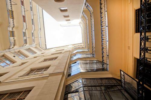 Apartamento Riverside Flat With King Castle View