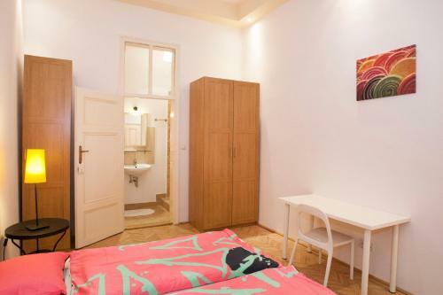 Carolyn Apartman In The Old City