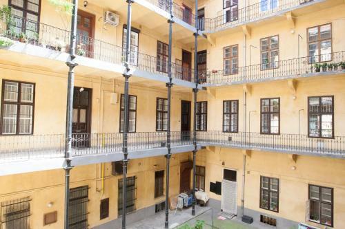 Carolyn Apartman In The Old City