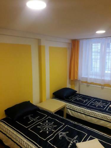 Hostal Deniz Pension