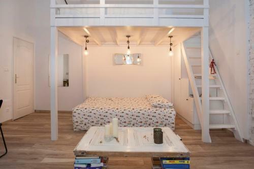 Apartamento Budapest Central, The Book Room