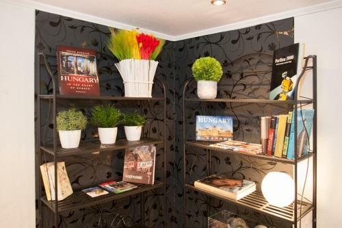 Apartamento Simona - Lovely Studio In The Downtown .
