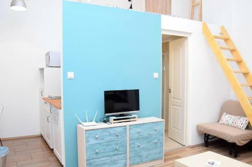 Bpr Rainbow Design Apartments