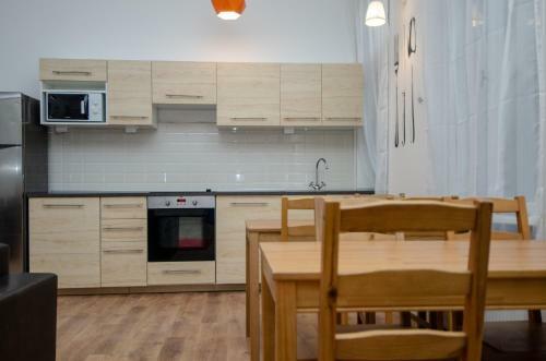 Goodmo Apartman Corvin