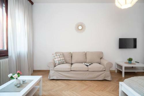 Convenient Apartment In The Heart Of Downtown
