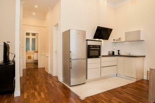 Anna Apartment