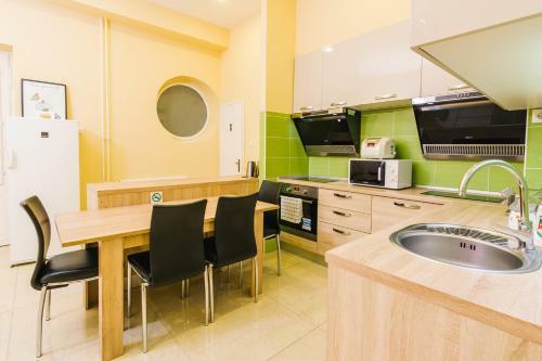 Centric Lifestyle Apartments