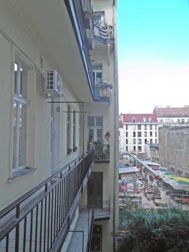 Gozsdu Entertainment District Apartment