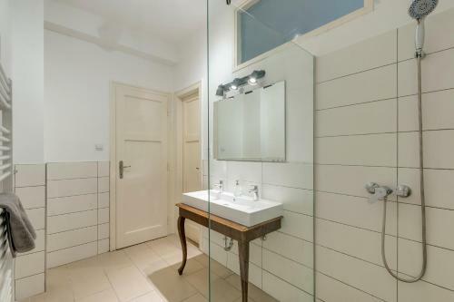 D.five G�lya Apartment