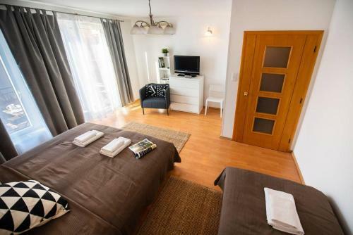Central A/c Apartment With Large Balcony