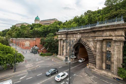 Apartamento Deluxe Residence Chain Bridge
