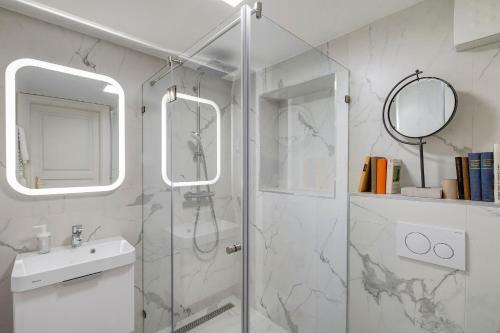 Apartamento Deluxe Residence Chain Bridge