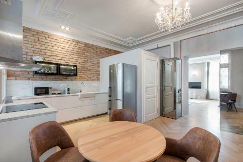 Apartamento Deluxe Residence Chain Bridge