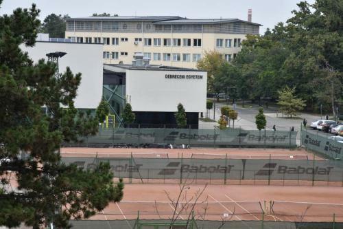 Nagyerdei Apartman - Greatforest Apartment