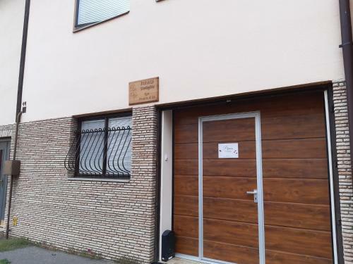 Hostal Pipacs Vend�gh�z Eger