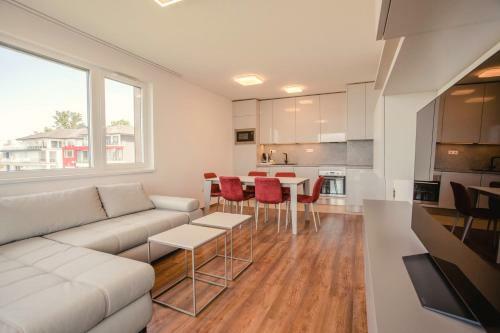 Sunset Resort Apartmanh�z
