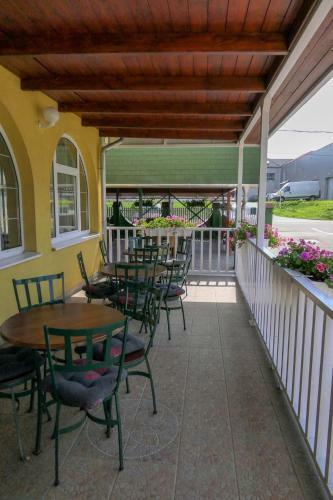 Bed & Breakfast Hbh Bajor S�rh�z, �tterem �s Panzi�