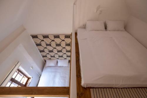 Hotel Almalomb Apartman