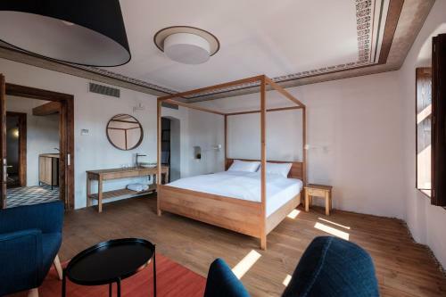 Hotel Almalomb Apartman
