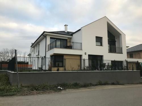 Apartamento Jada Lak�s