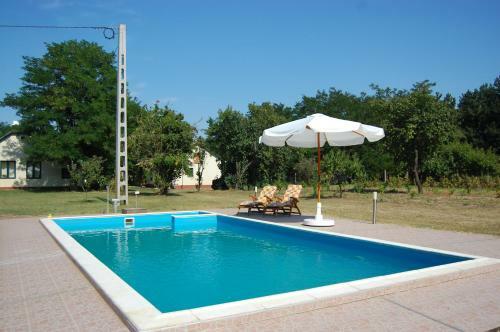 Holiday Home- Ersz