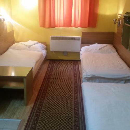 Kis-duna Motel & Camping