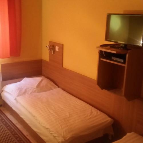 Kis-duna Motel & Camping
