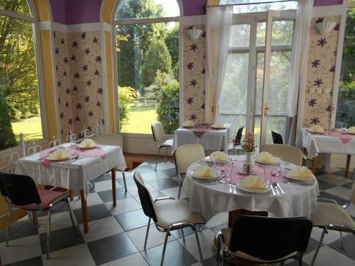 Bed & Breakfast F�bi�nics Kast�ly Misefa