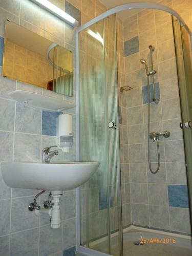 Bed & Breakfast M�trah�zai �d�l?h�z