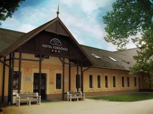 Hotel F�rd?h�z