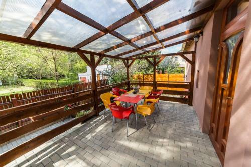 Sziny� Apartman Smaragd