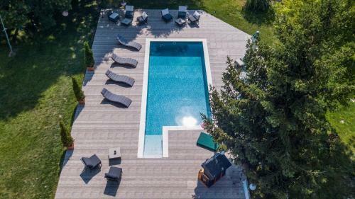 Hotel Herczeg Udvarh�z Poroszl�
