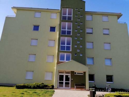 Besz�des 59 Ii. Apartman Si�fok