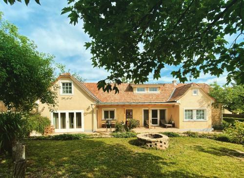 The Nook - Balatonkiliti