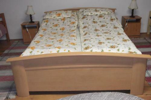 Apartamento R�zsakert Vend�gh�z