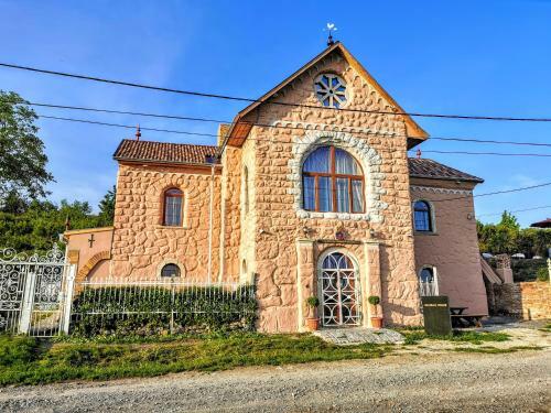 Hotel Chateau Vincze
