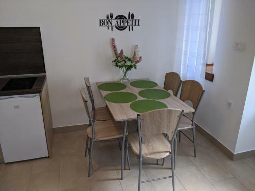 Apartamento Balogh Vend�gh�z