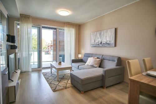 Az�r Apartments - Hostaid