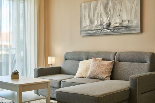 Az�r Apartments - Hostaid